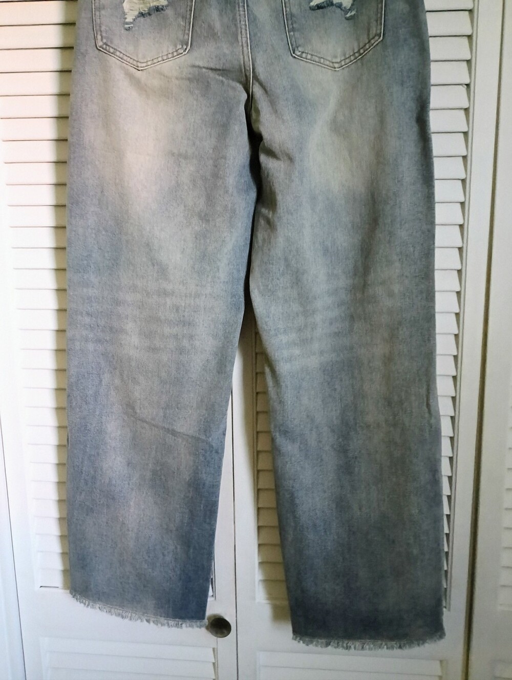 NEW Bohemela Light Distressed Wash Embroidered Embellished Loose Fit Jeans (26 - Picture 11 of 12